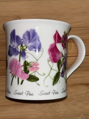 Dunoon Fine Bone China mug